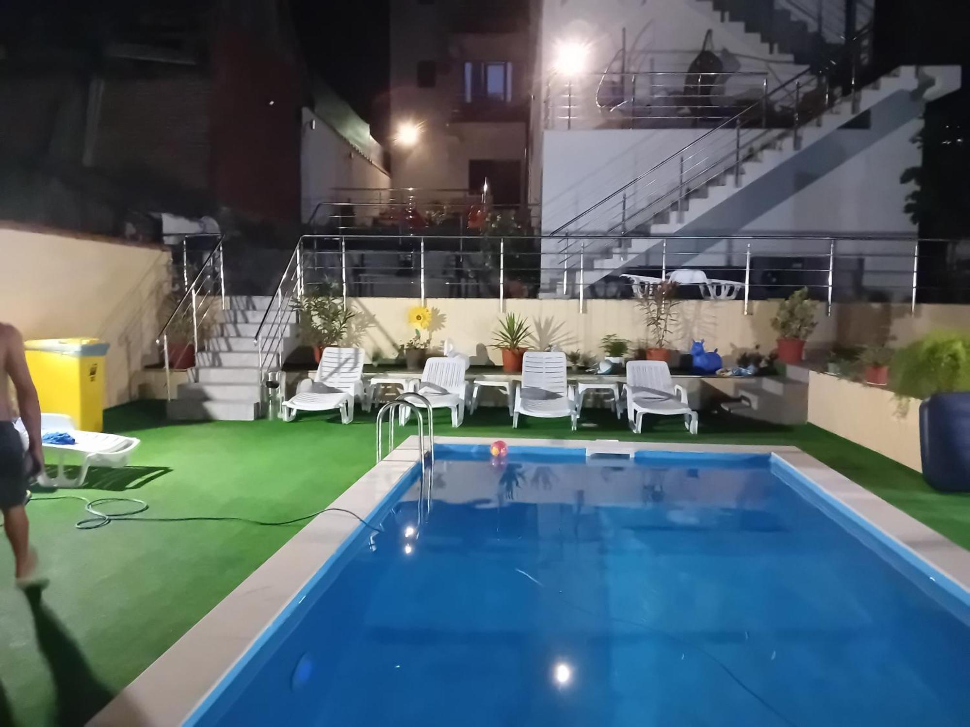 La Roby Si Niko Otel Dubova Dış mekan fotoğraf